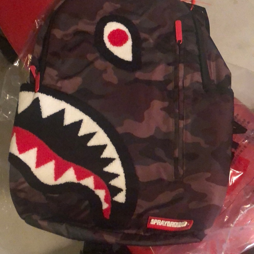 Camo sprayground